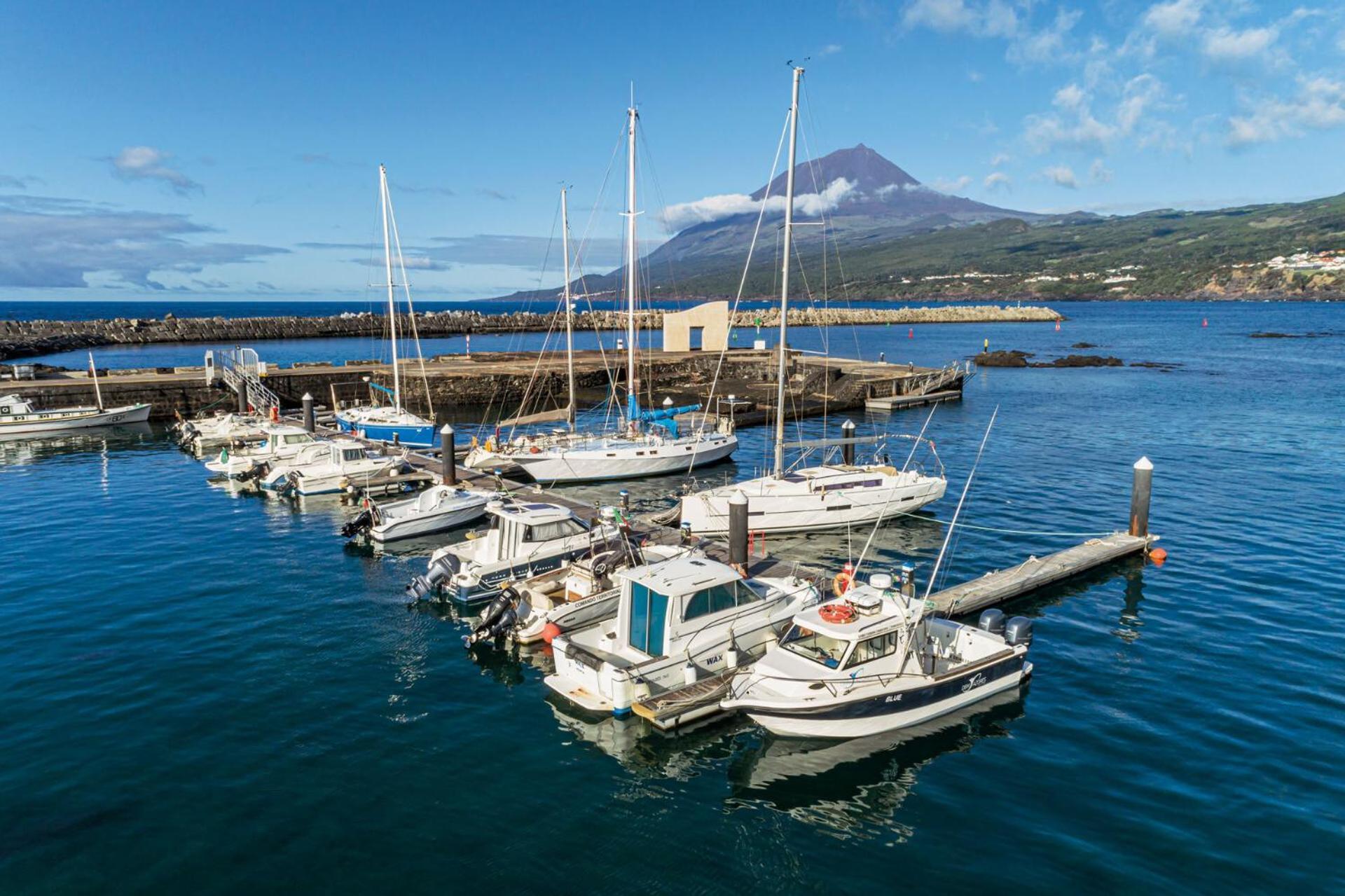 Engenho Hostel Lajes do Pico Eksteriør bilde